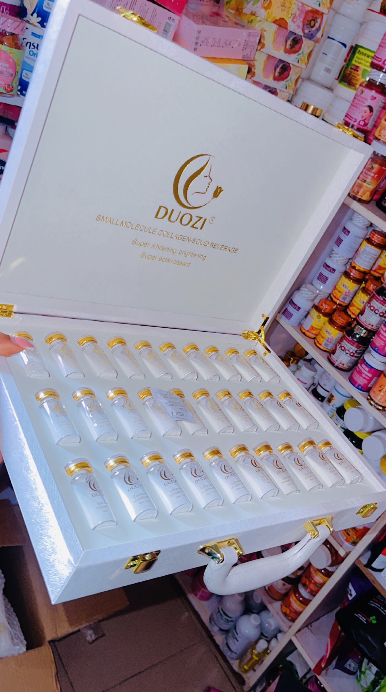 Douzi molecules collagen